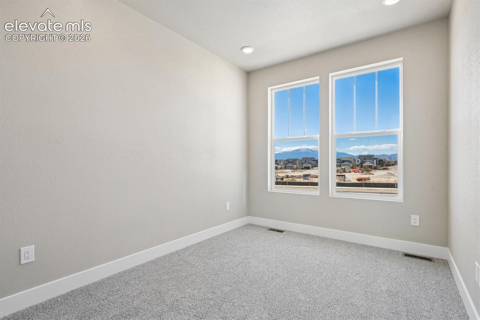 Photo 7 of 7931 Grey Bark Way, Colorado Springs