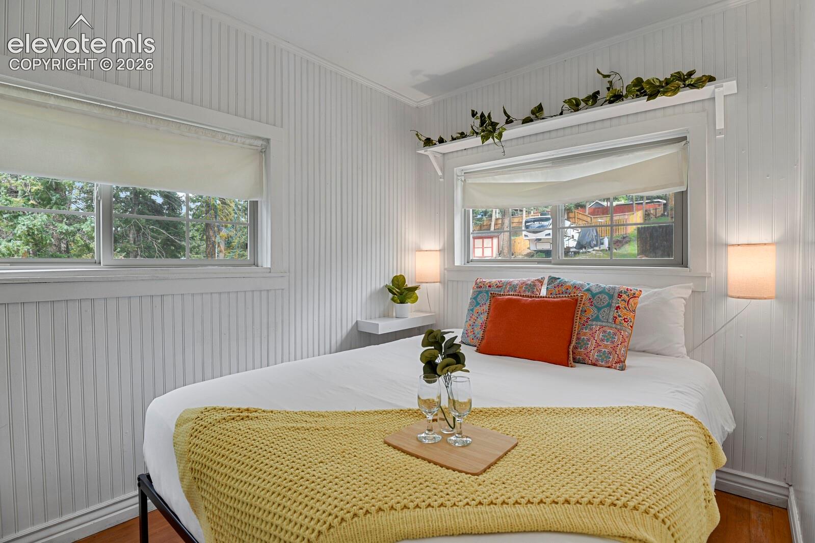 2nd bedroom