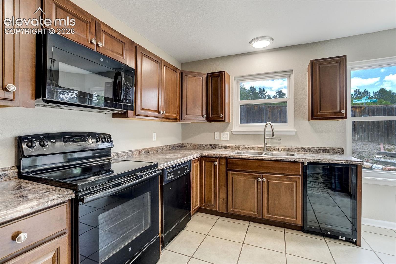 Photo 8 of 904 Dancing Horse Drive, Colorado Springs