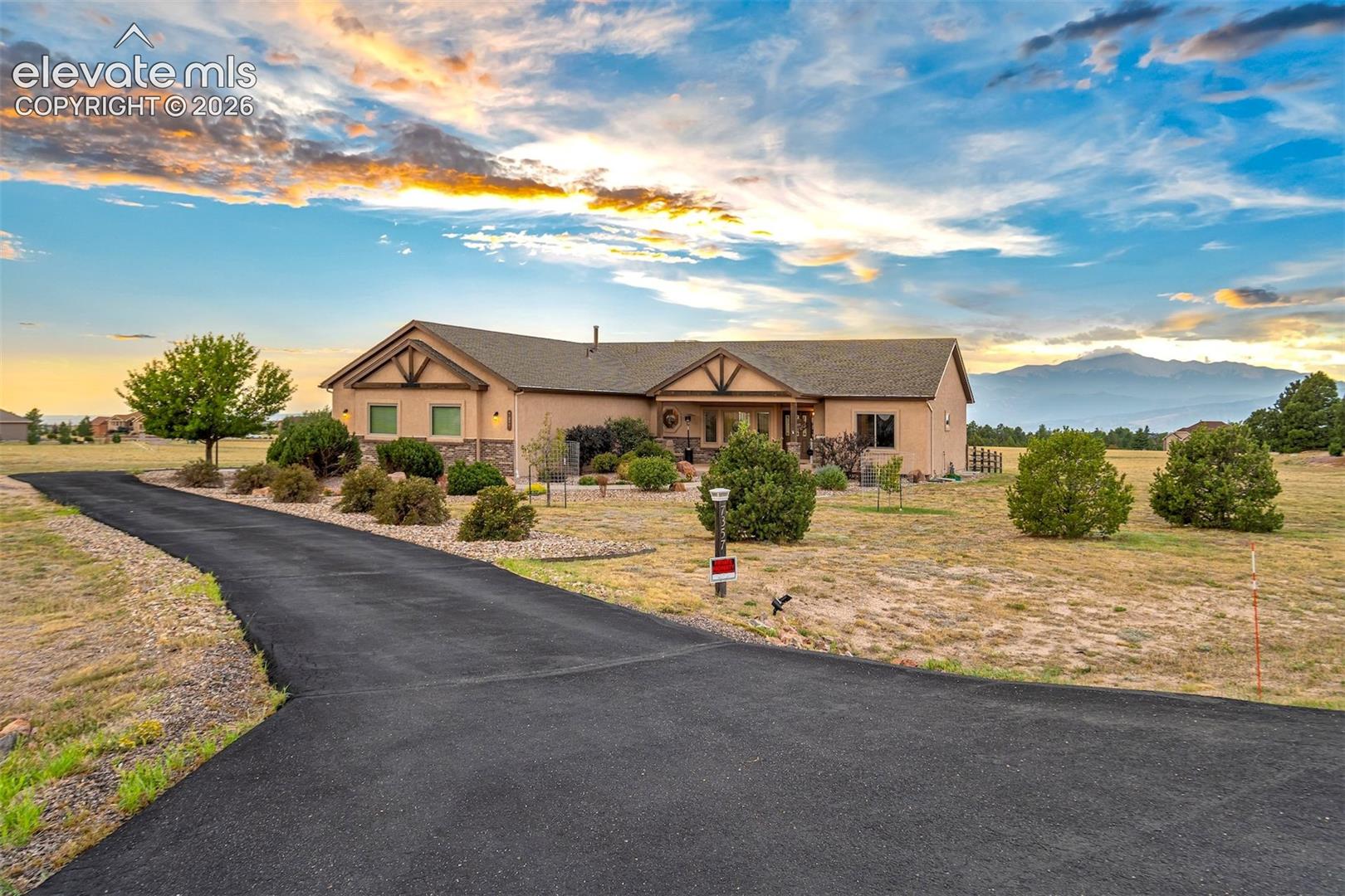 7357 Forestgate Dr, Colorado Springs, CO 80908