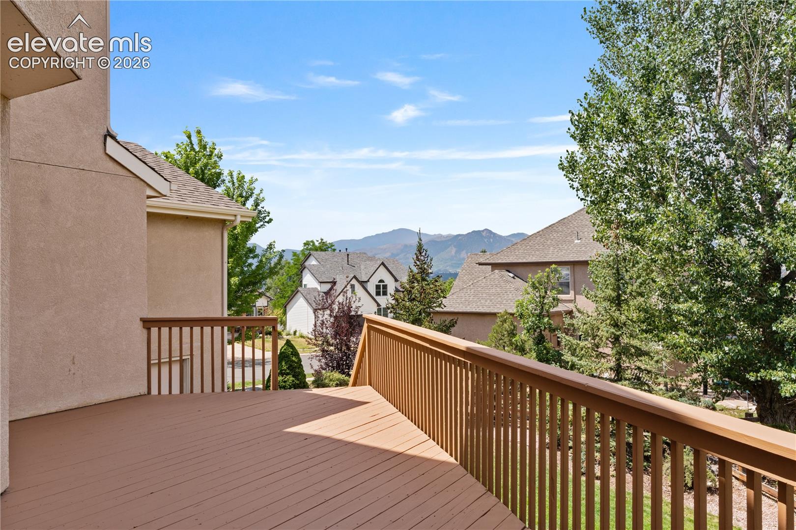 Photo 13 of 1136 Vista Oaks Drive, Colorado Springs