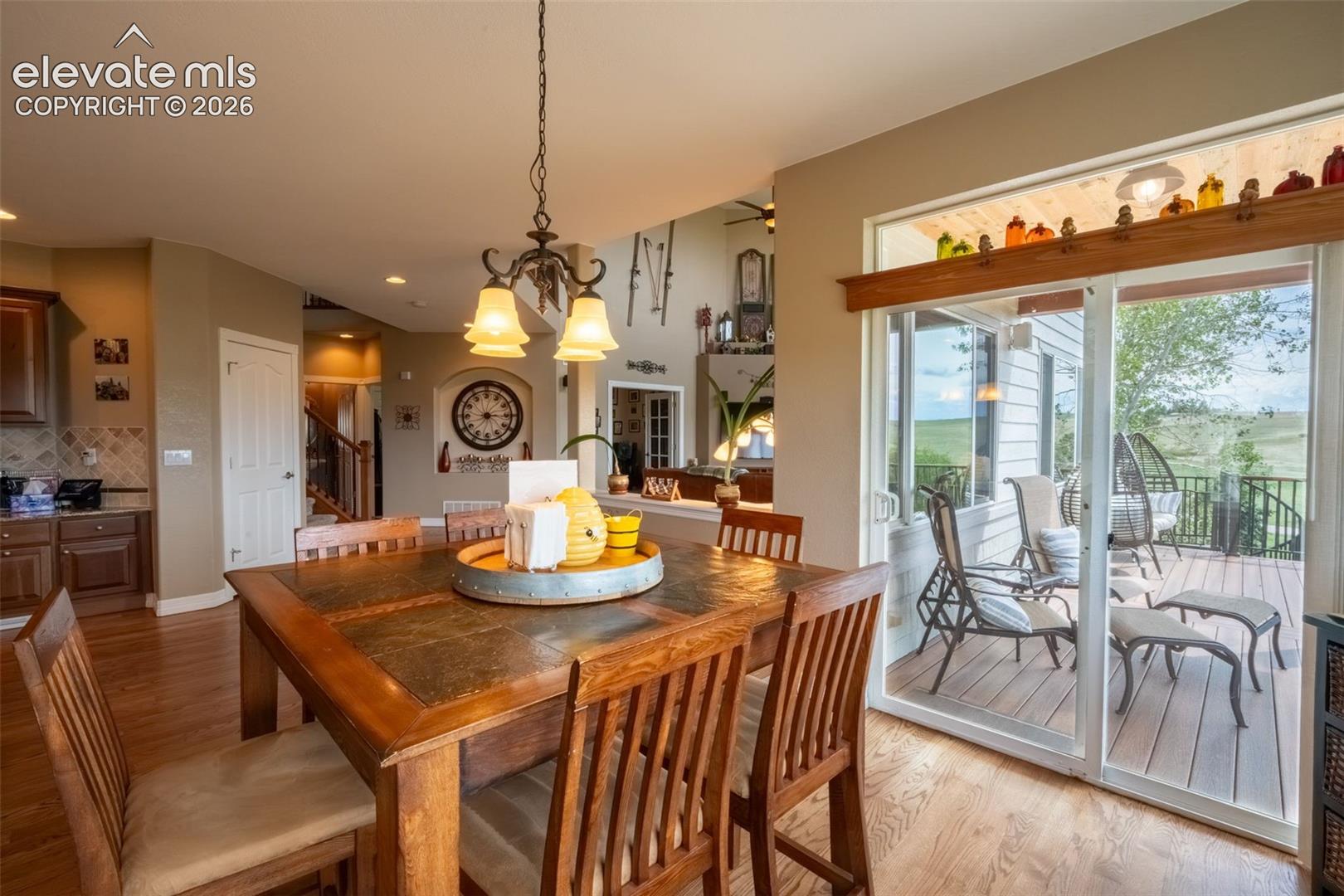 KITCHEN NOOK