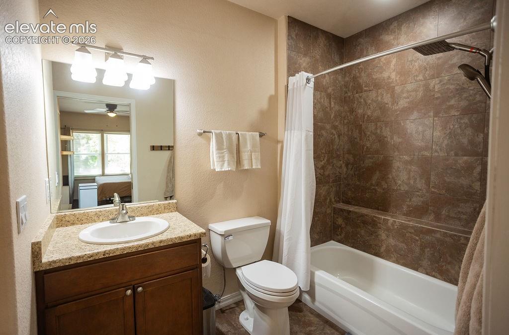 Basement En-Suite Bathroom