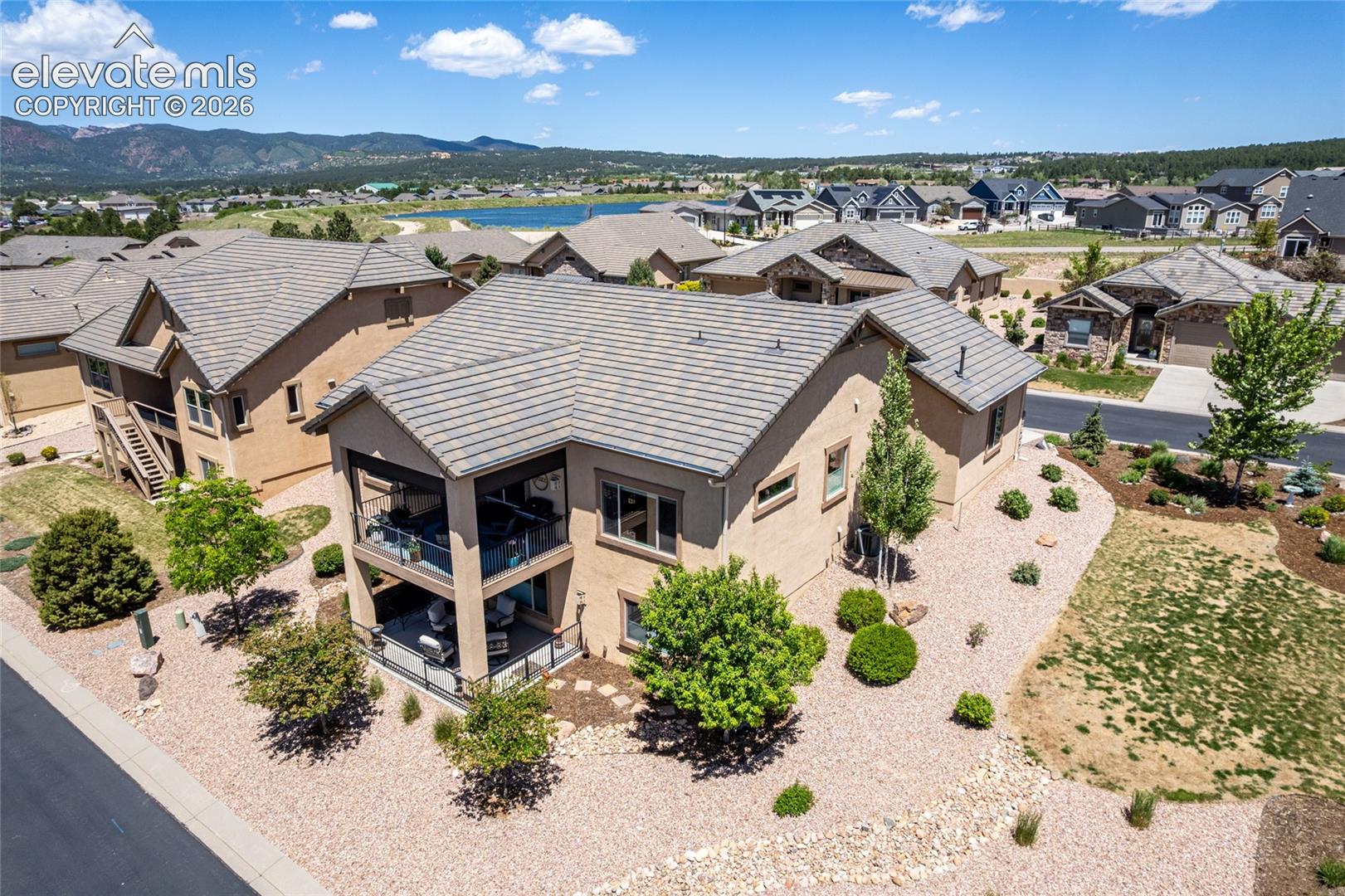Lake Woodmoor is within walking distance!