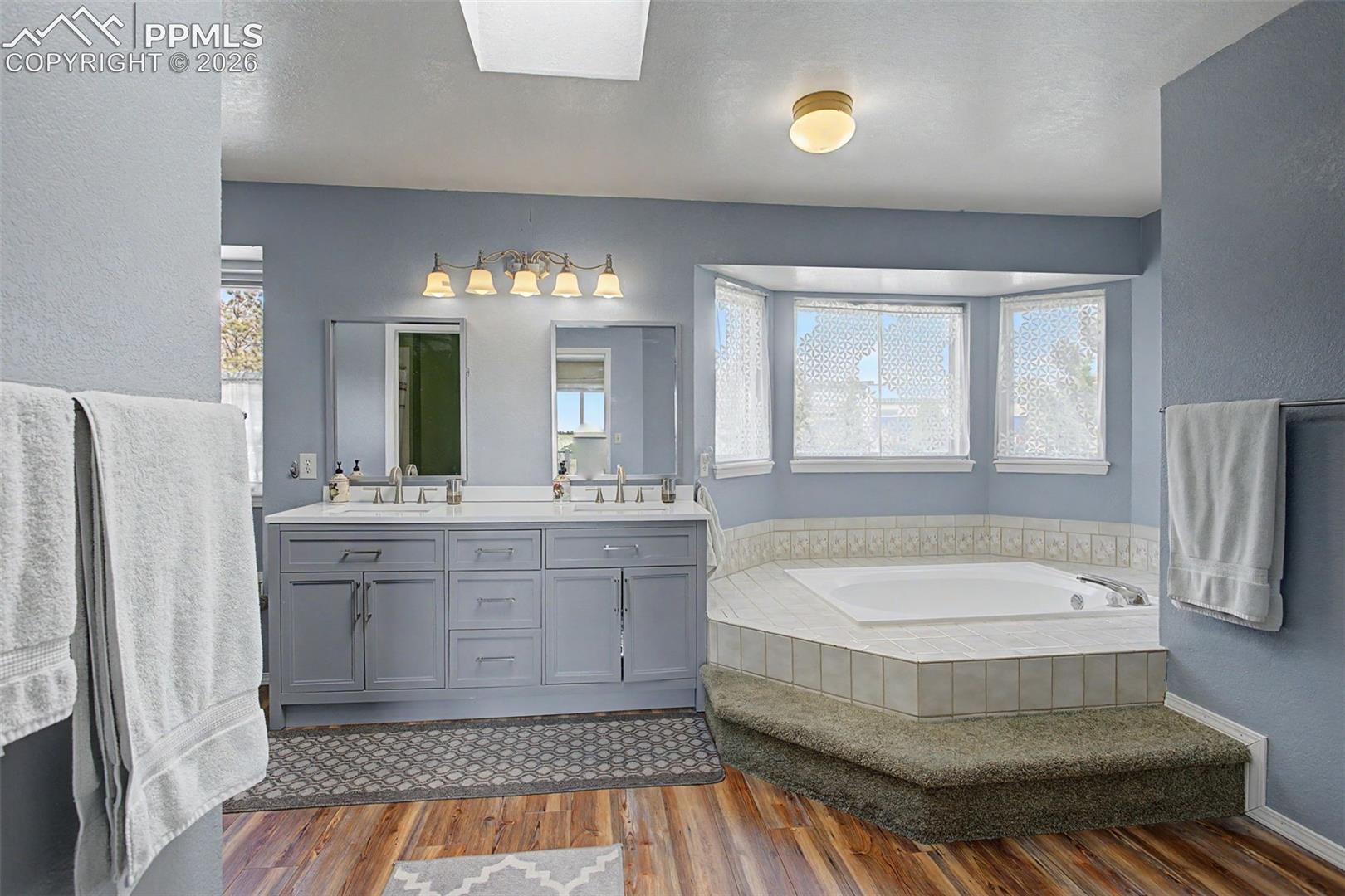 Upper level en-suite Primary bathroom.