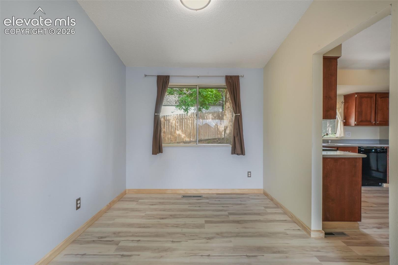 Photo 6 of 5090 Flintridge Drive, Colorado Springs