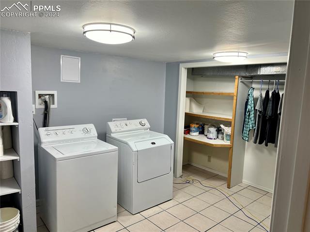 1905 Wahsatch Ave, Colorado Springs, CO 80907