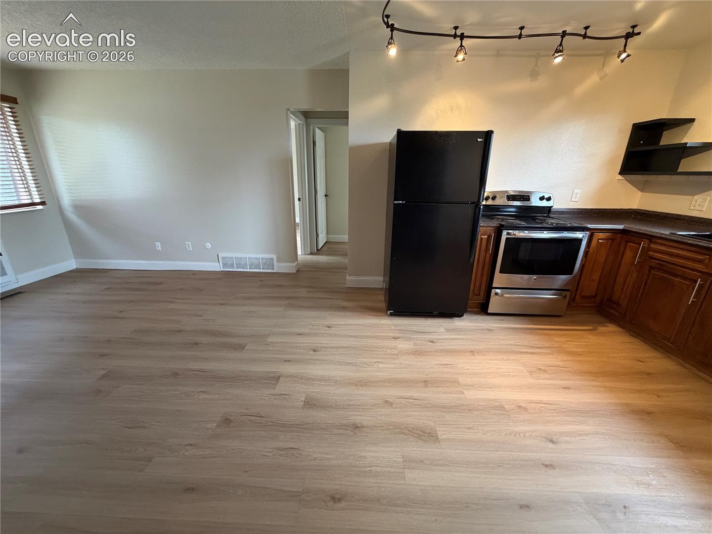 2959 Mesa Rd #C, Colorado Springs, CO 80904