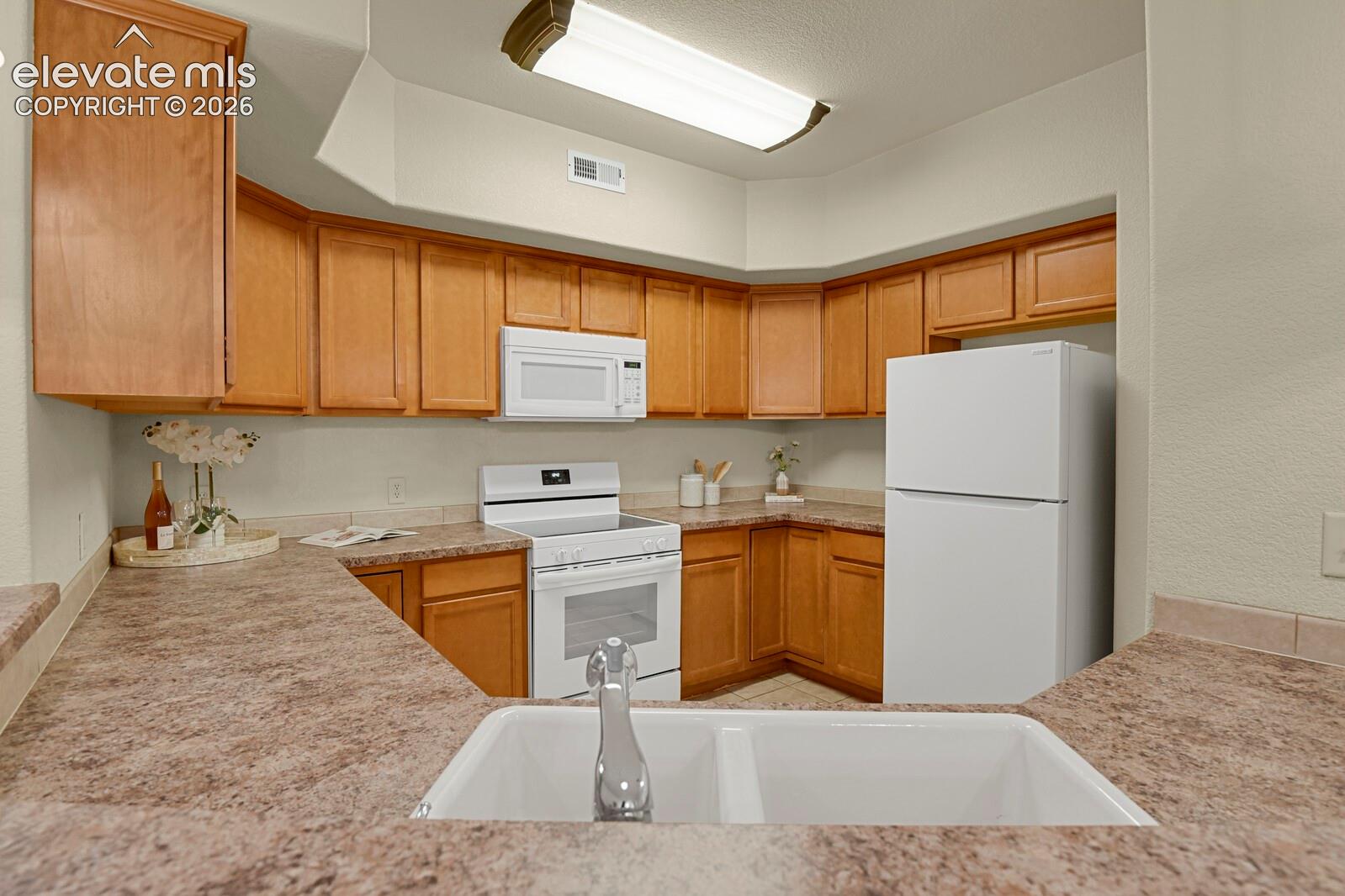 Photo 11 of 1935 Montura View #104, Colorado Springs