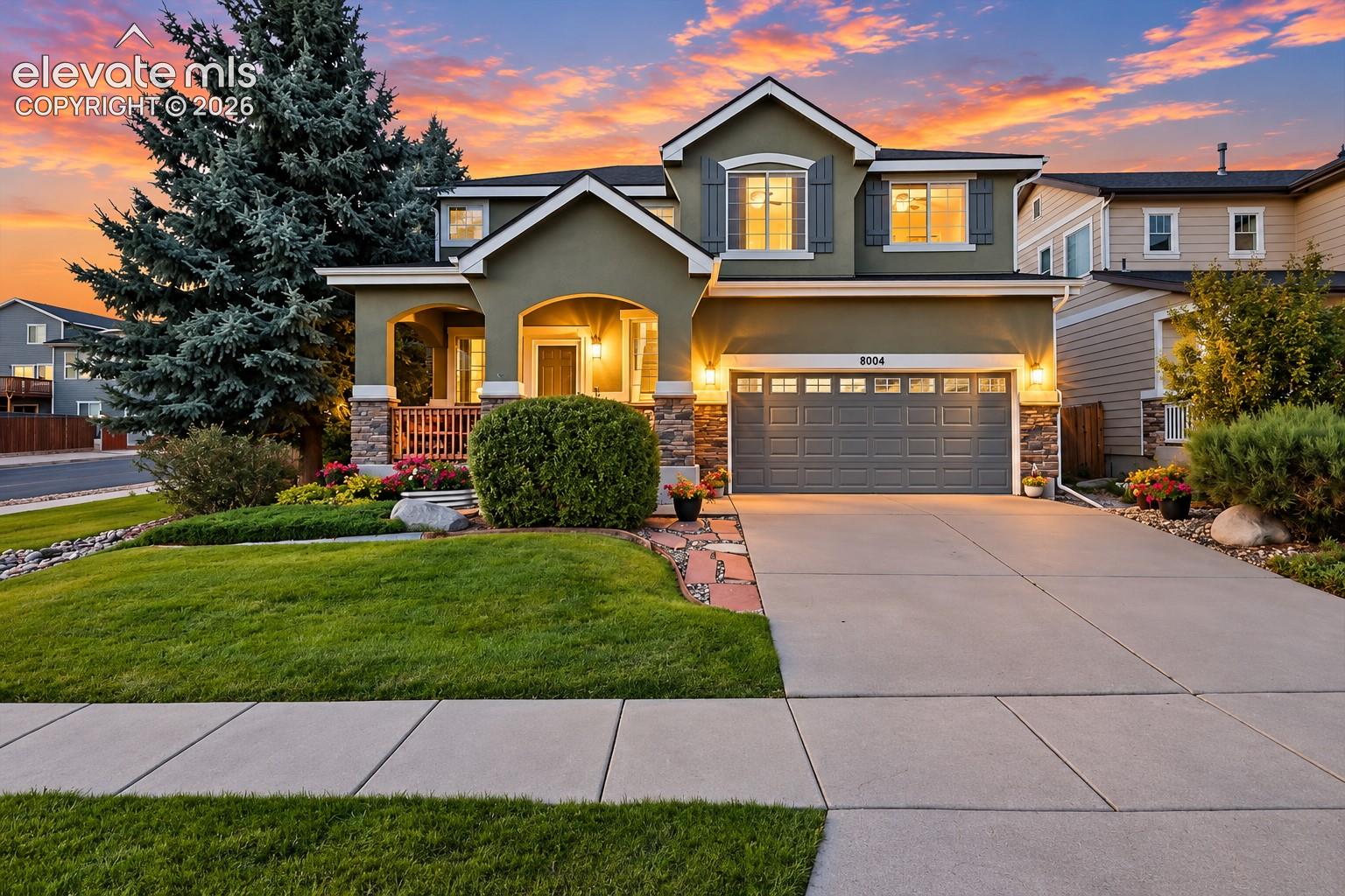 From open gathering spaces to a welcoming backyard, is ready to feel like home.