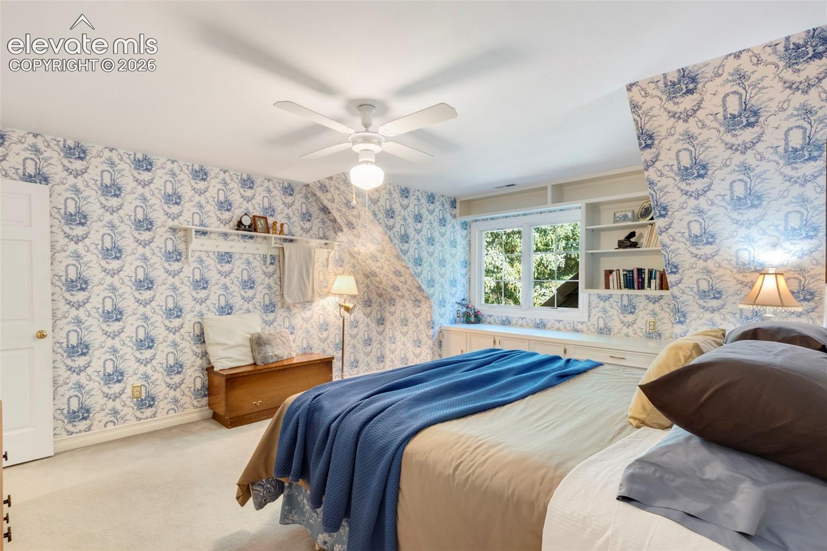Upstairs bedroom with Jack N Jill bath