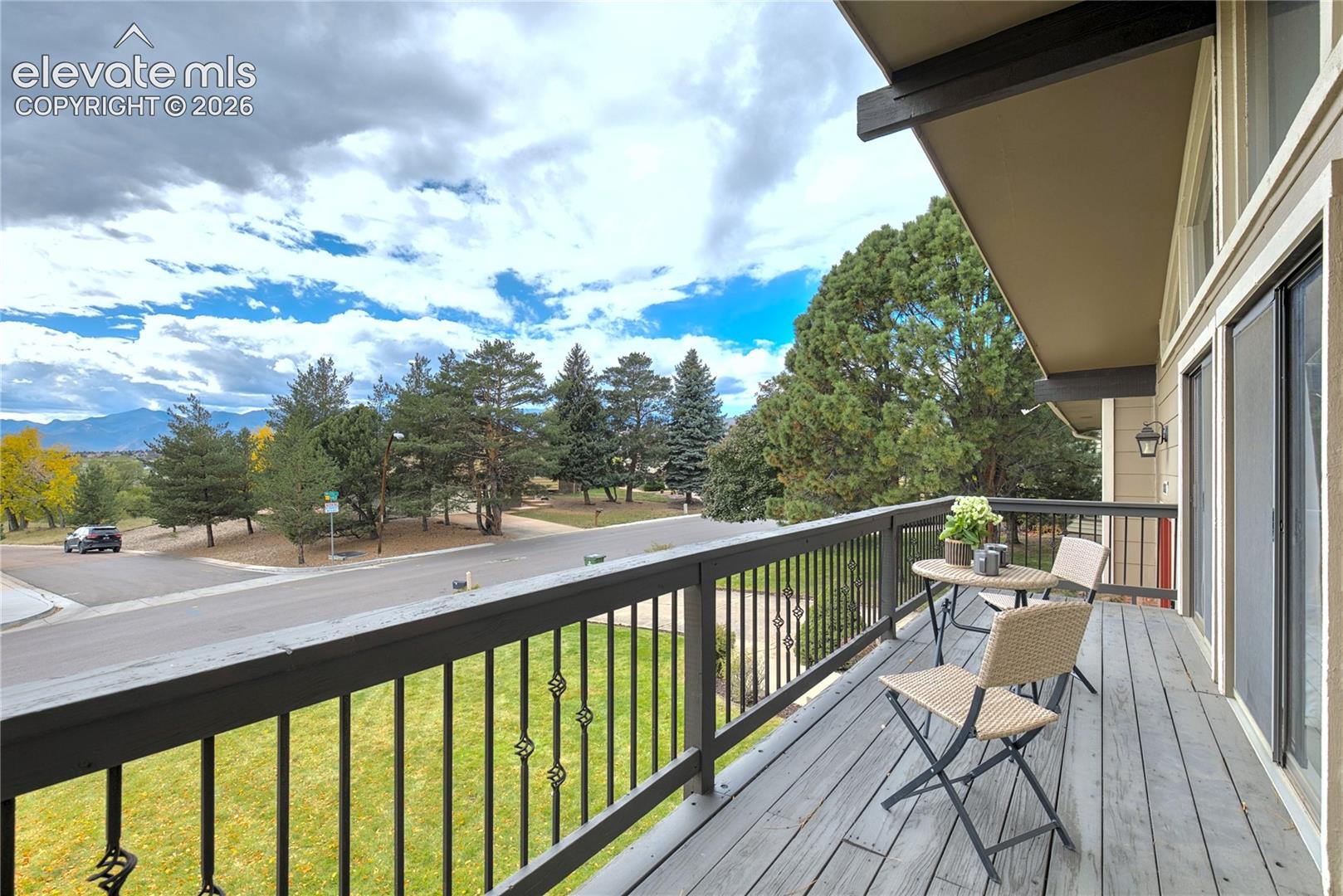 Photo 6 of 6495 Mesedge Drive, Colorado Springs