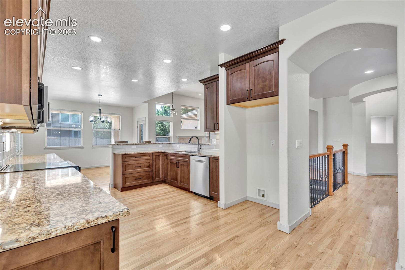 Photo 18 of 3575 Hollycrest Drive, Colorado Springs