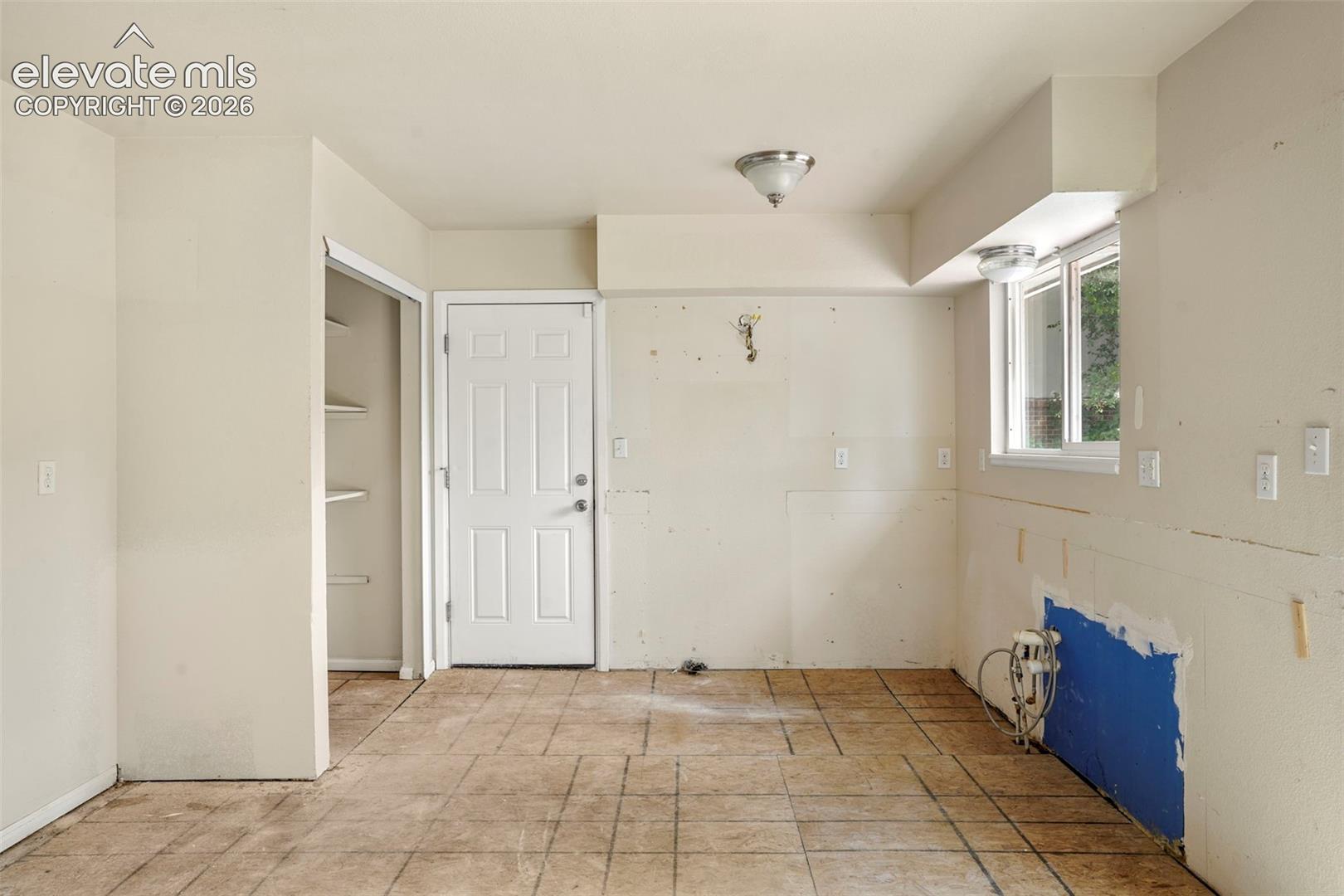 Photo 13 of 6926 Millbrook Circle, Colorado Springs
