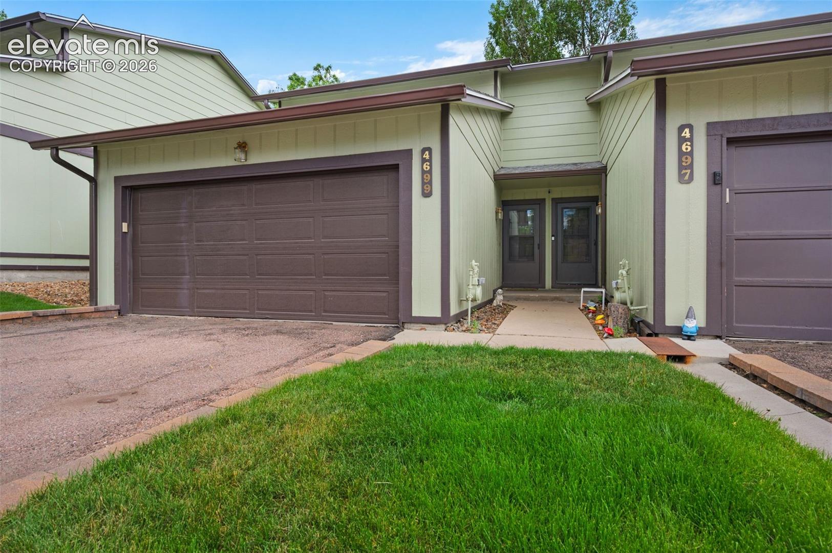 4699 Barnes Rd, Colorado Springs, CO 80917