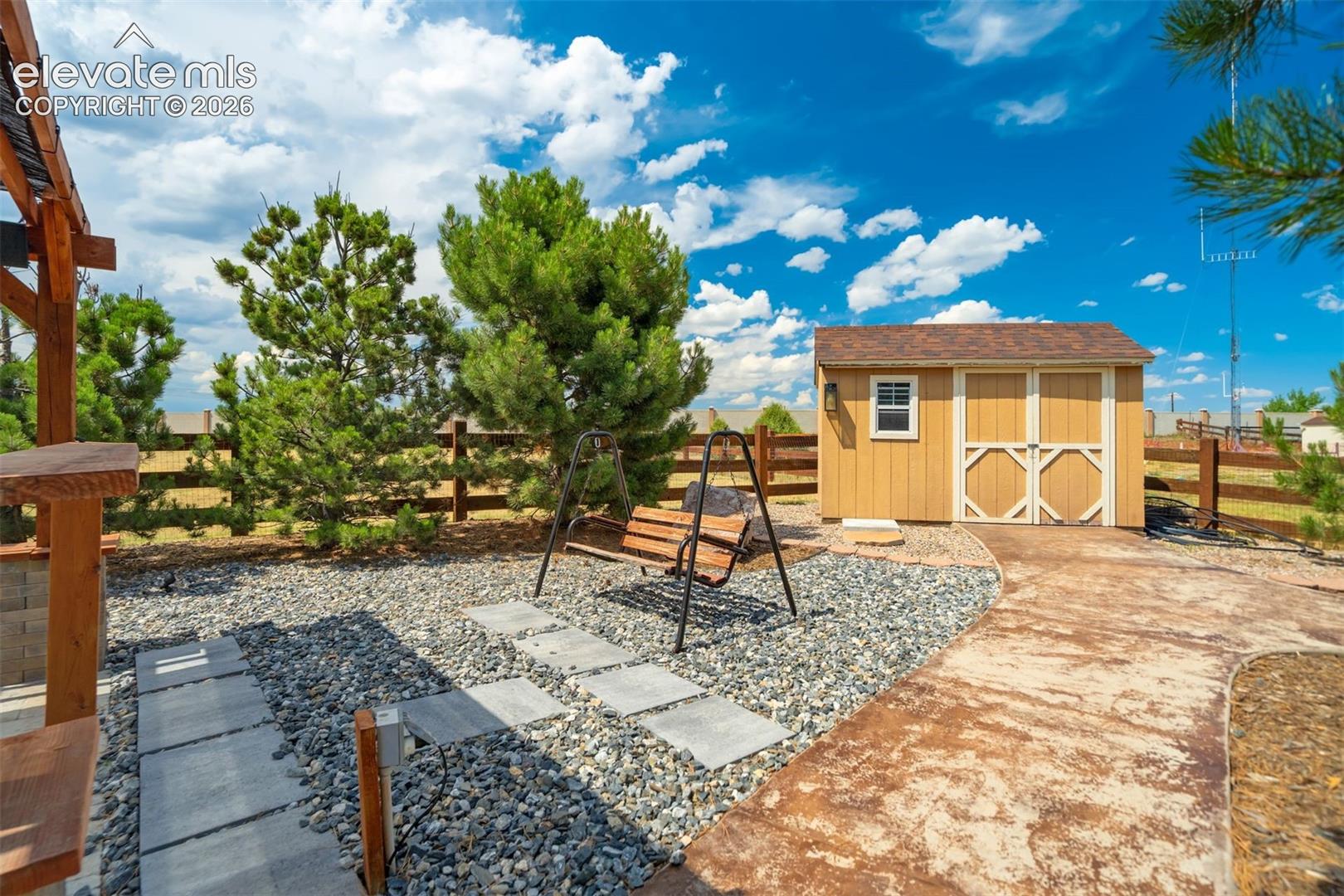 Photo 39 of 7555 Antelope Meadows Circle, Peyton