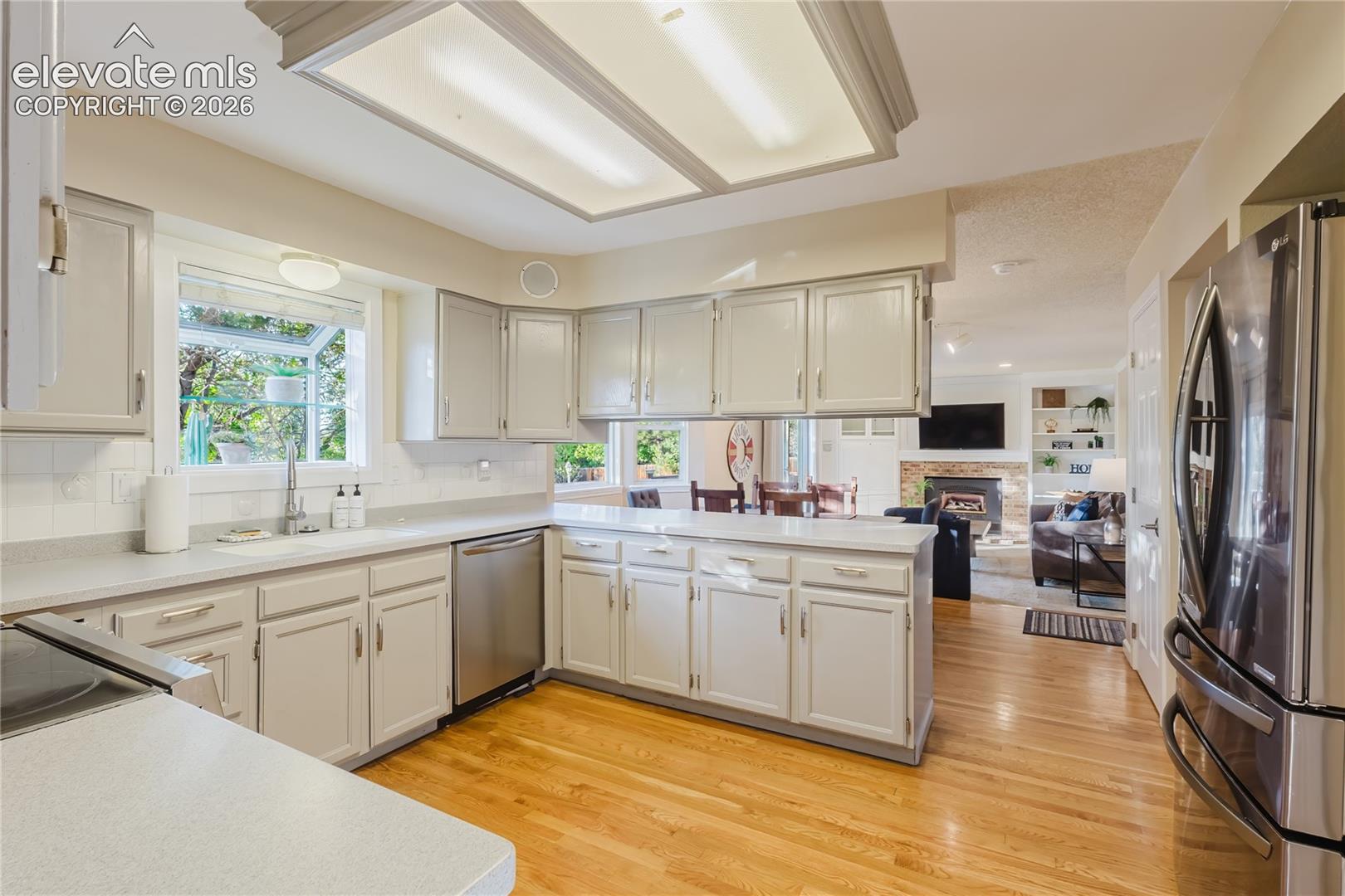 Photo 6 of 8720 Anglewood Court, Colorado Springs