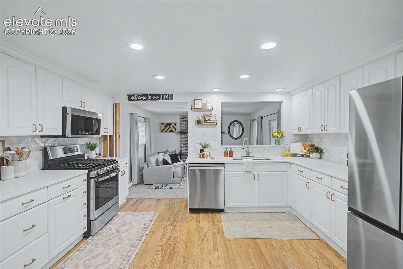 615 Chamberlin Ave, Colorado Springs, CO 80906