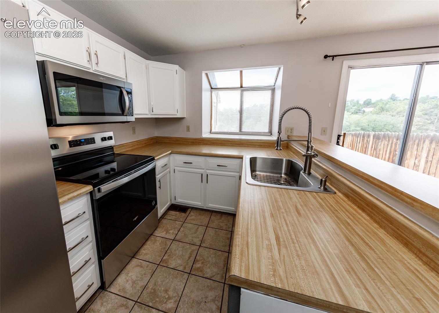 Newly Renovated Kitchen