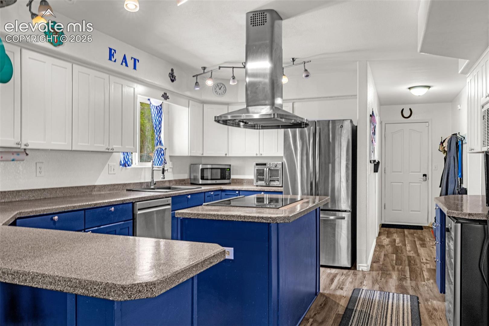 Photo 9 of 9540 Aspen Grove Way, Colorado Springs