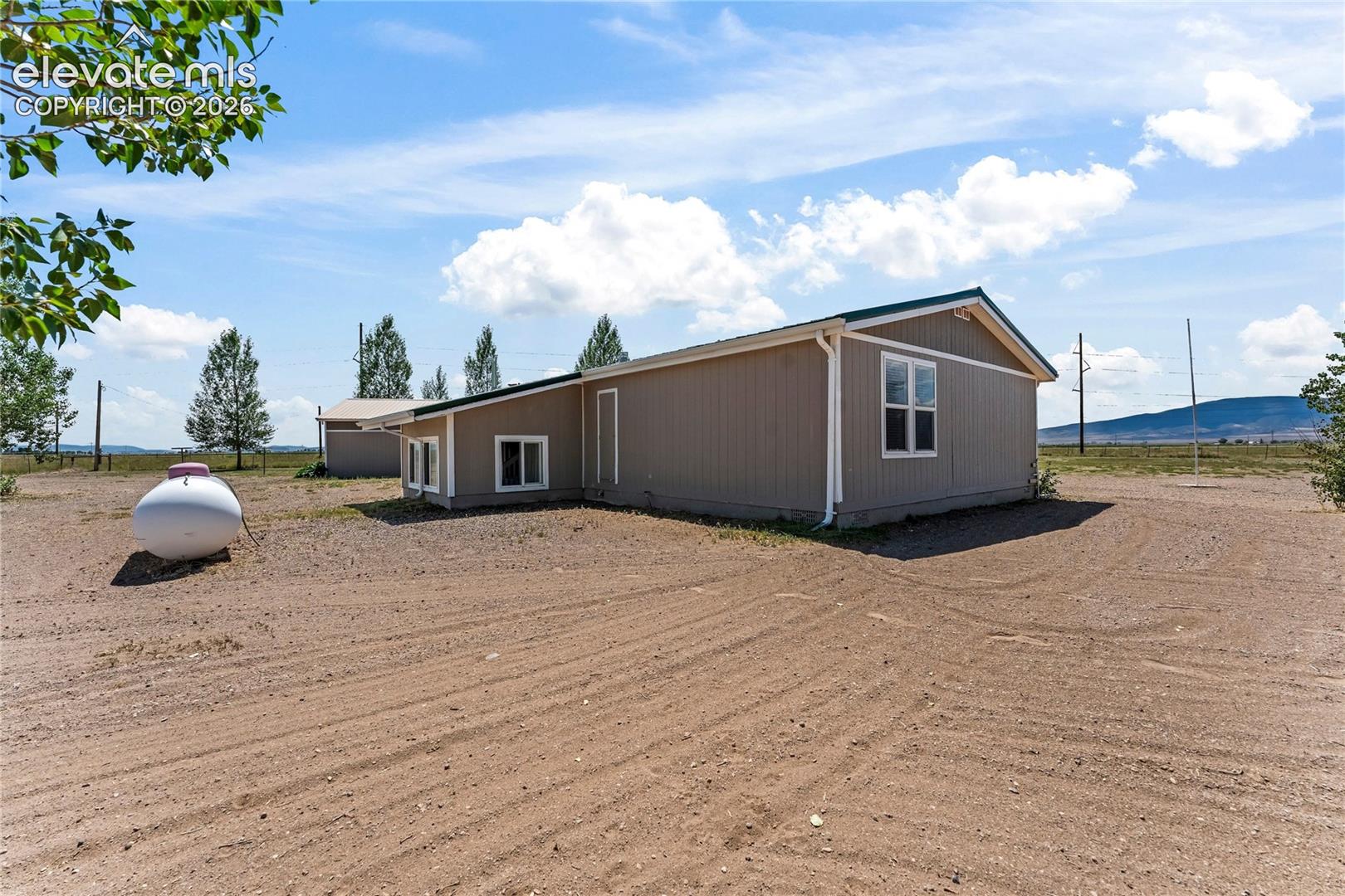 Photo 34 of 2103 E County Road 2, Monte Vista