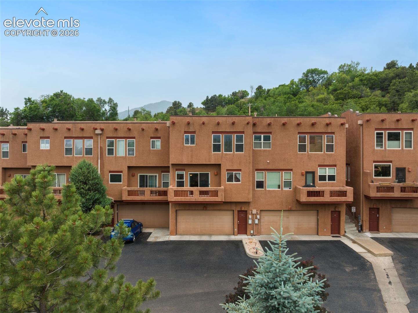 326 Santa Fe Pl #A, Manitou Springs, CO 80829