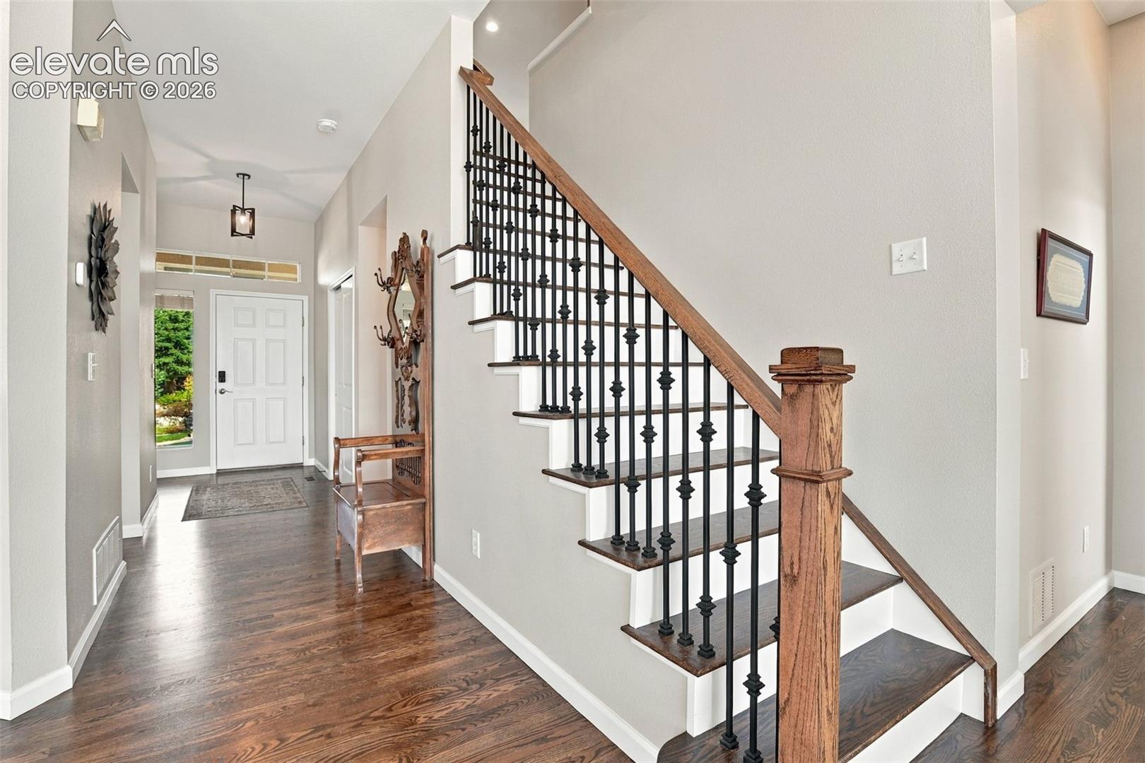 Photo 6 of 2112 Fieldcrest Drive, Colorado Springs