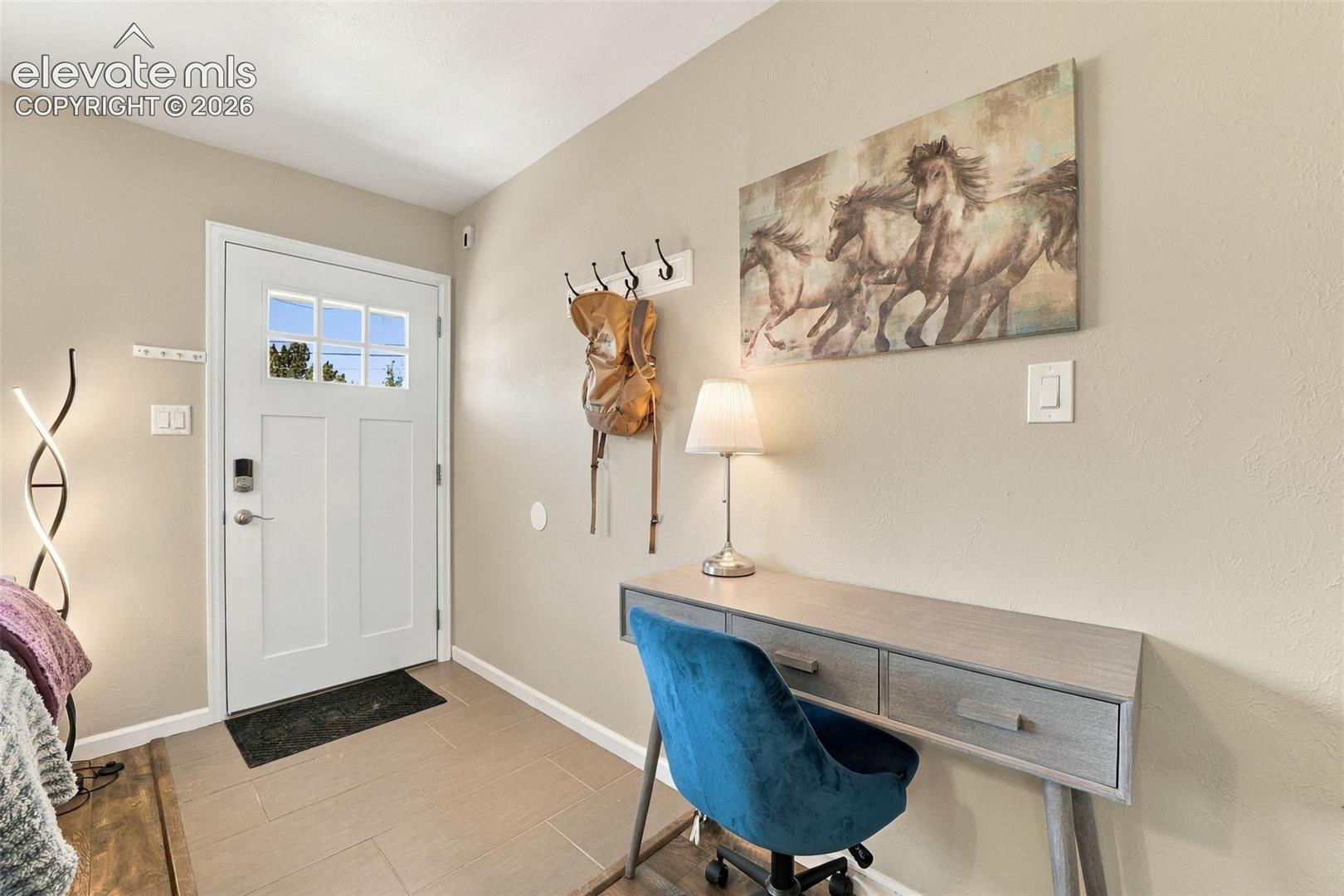 Entryway to upper level unit. 