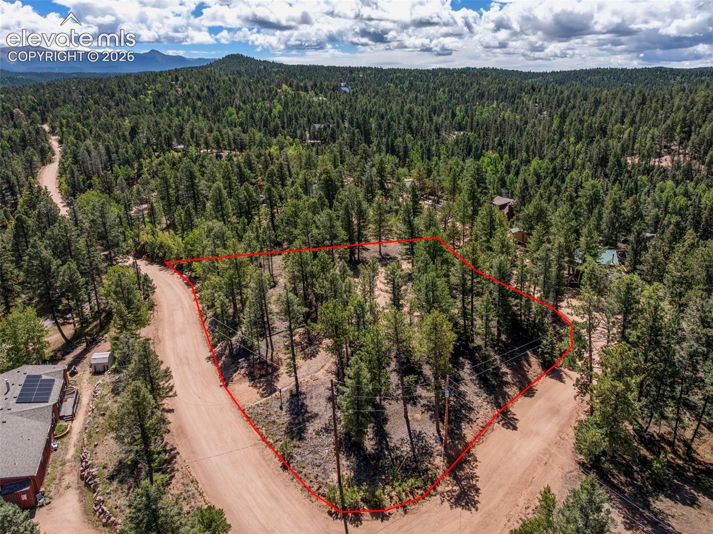 Property Lines are Approximate and not a survey