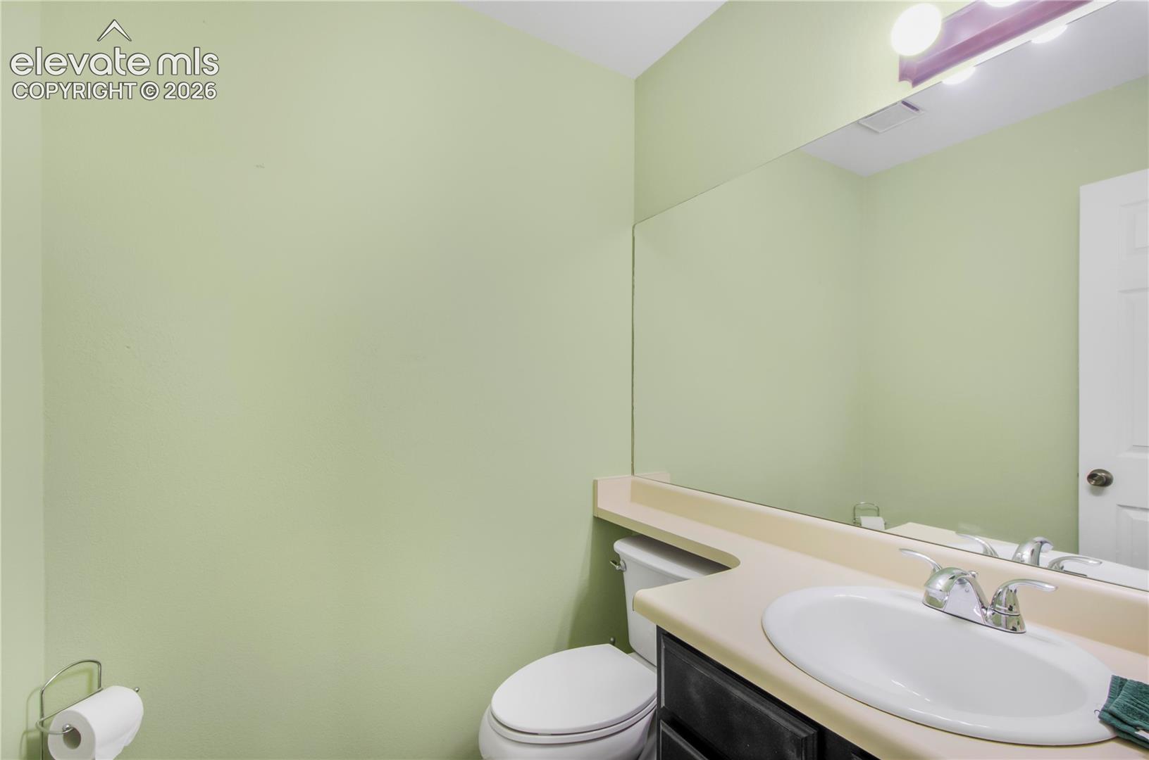 Photo 8 of 1303 Firefly Circle, Colorado Springs