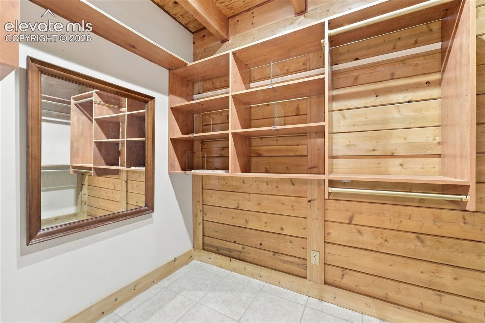 Walk In Closet