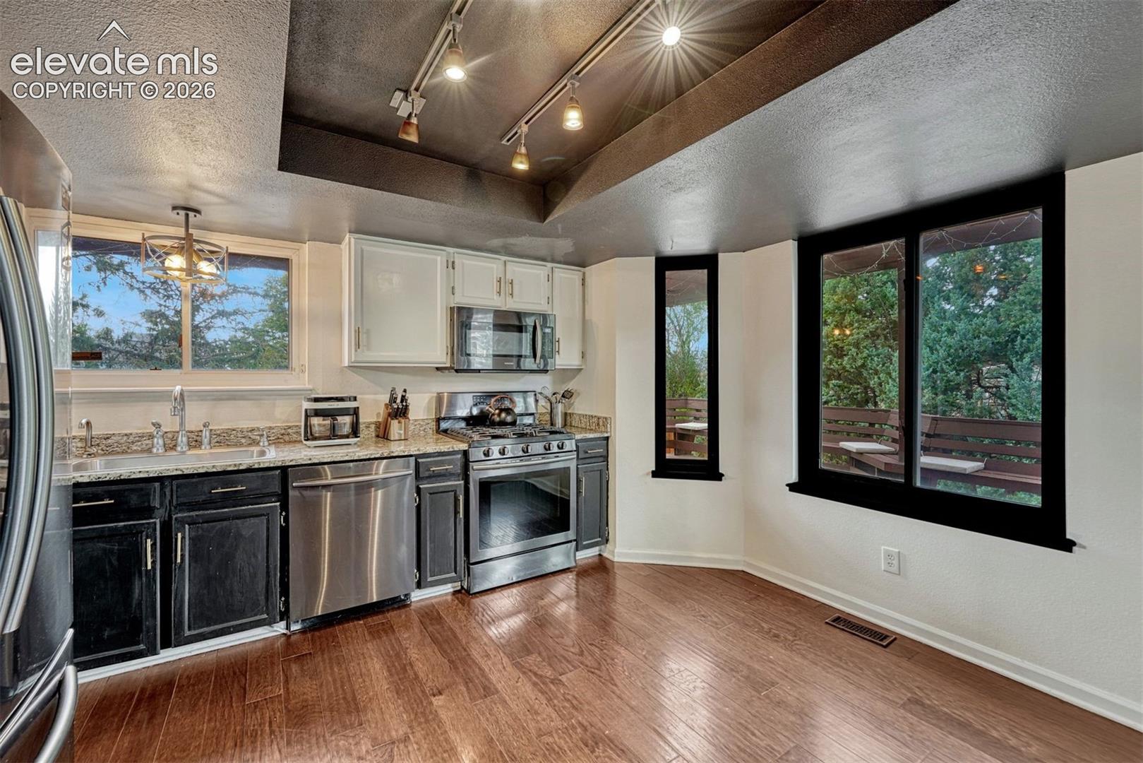 Photo 8 of 7510 Hickorywood Drive, Colorado Springs