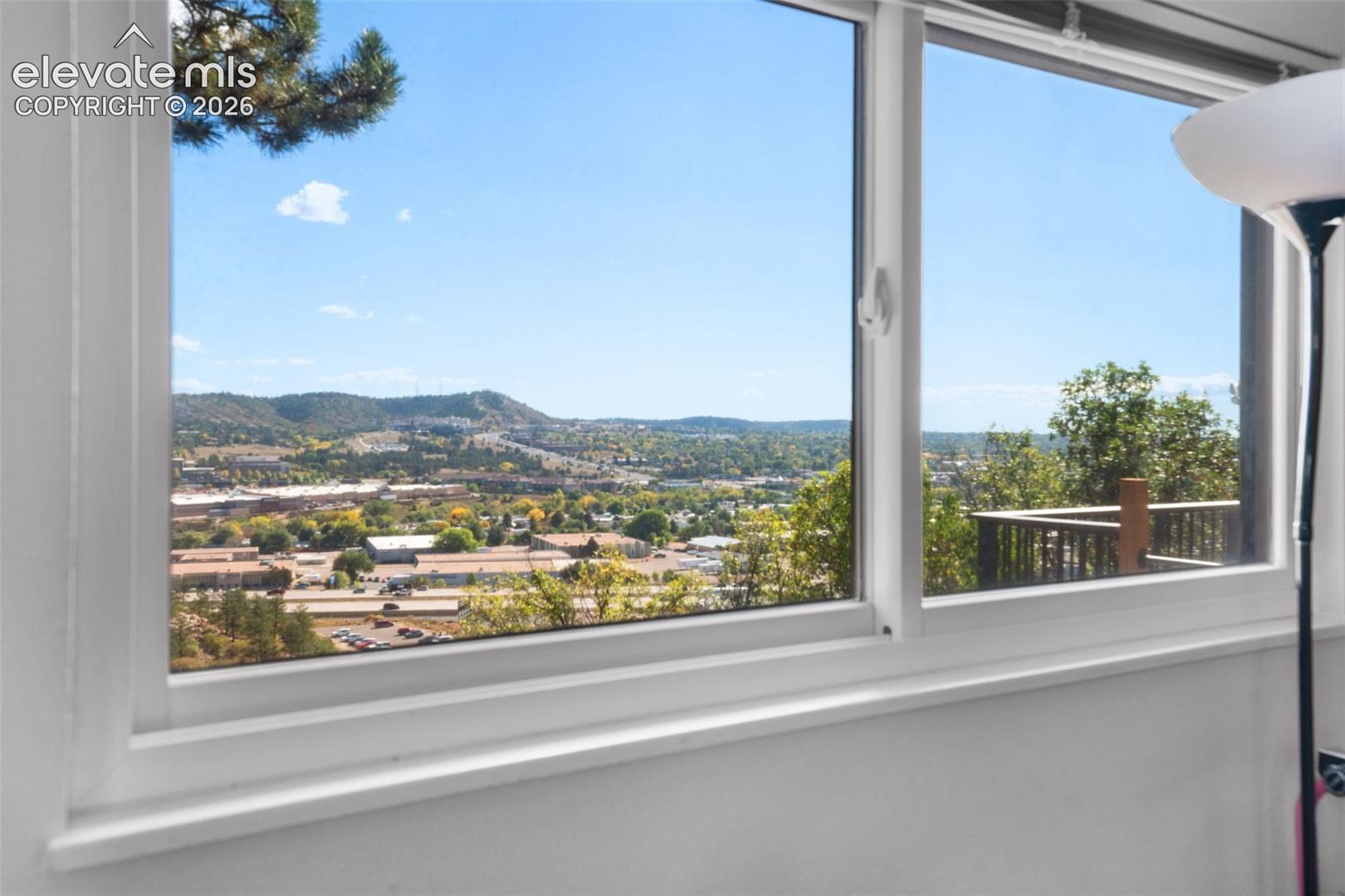 Photo 17 of 118 Sunbird Cliffs Lane, Colorado Springs