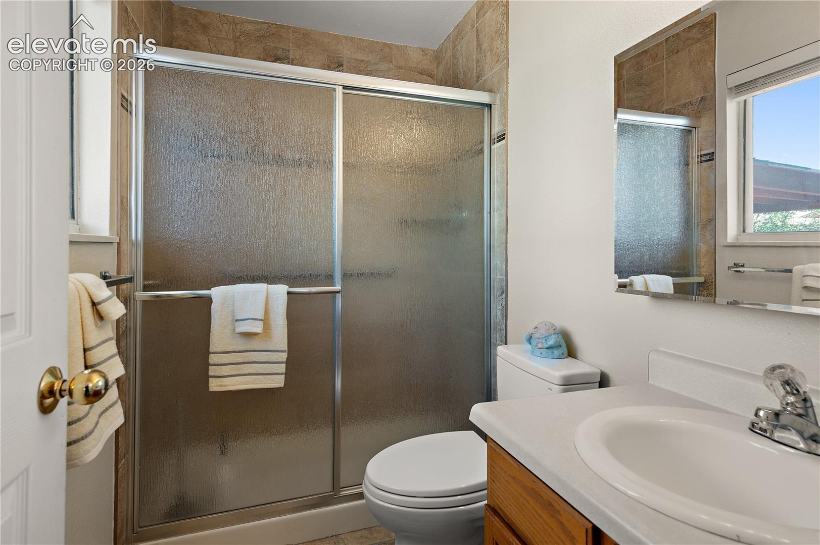 Primary Bedroom - Walkin Bathroom