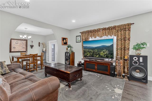 3905 Colony Hills Cir, Colorado Springs, CO 80916