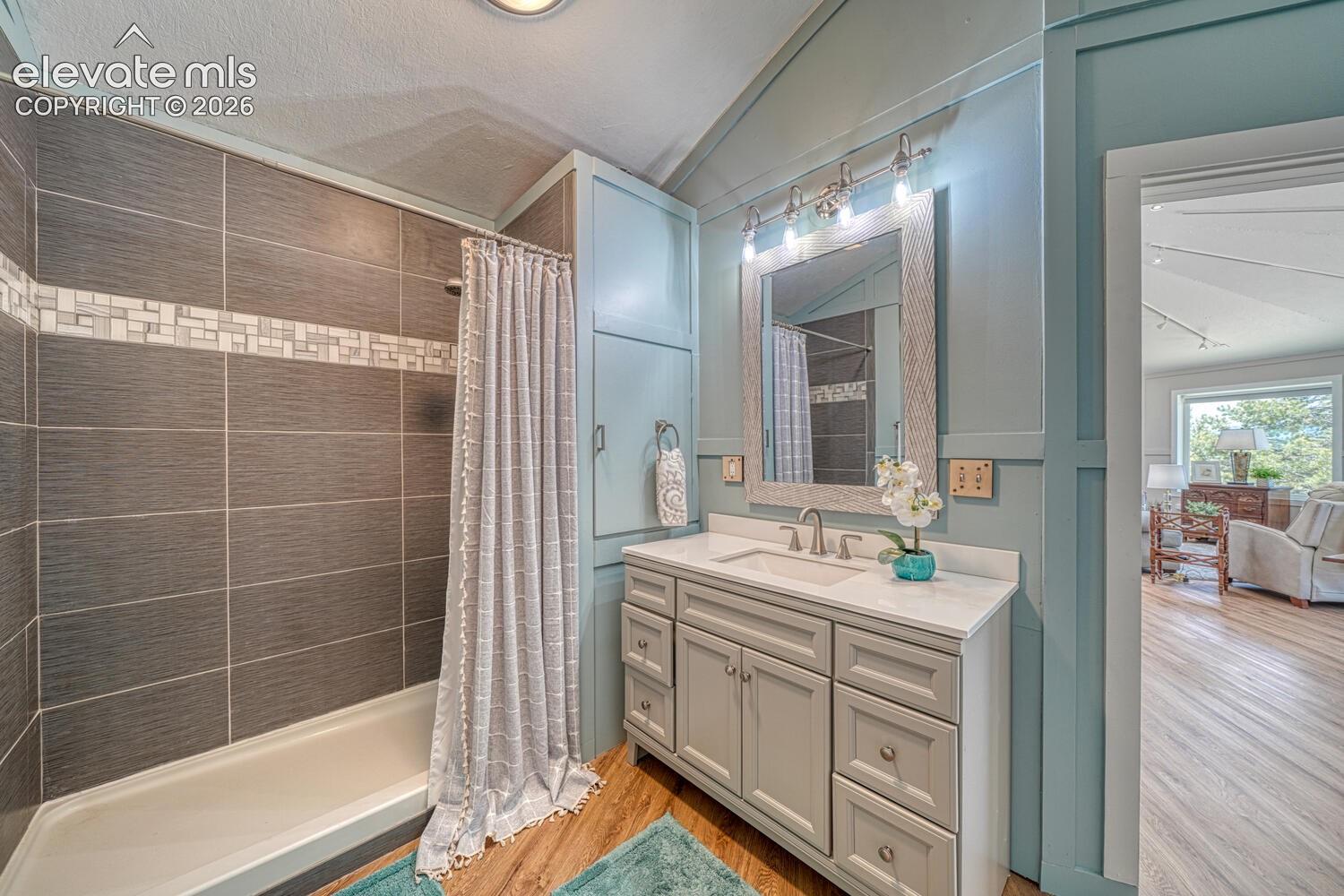 Photo 42 of 895 Acorn Road, Cotopaxi