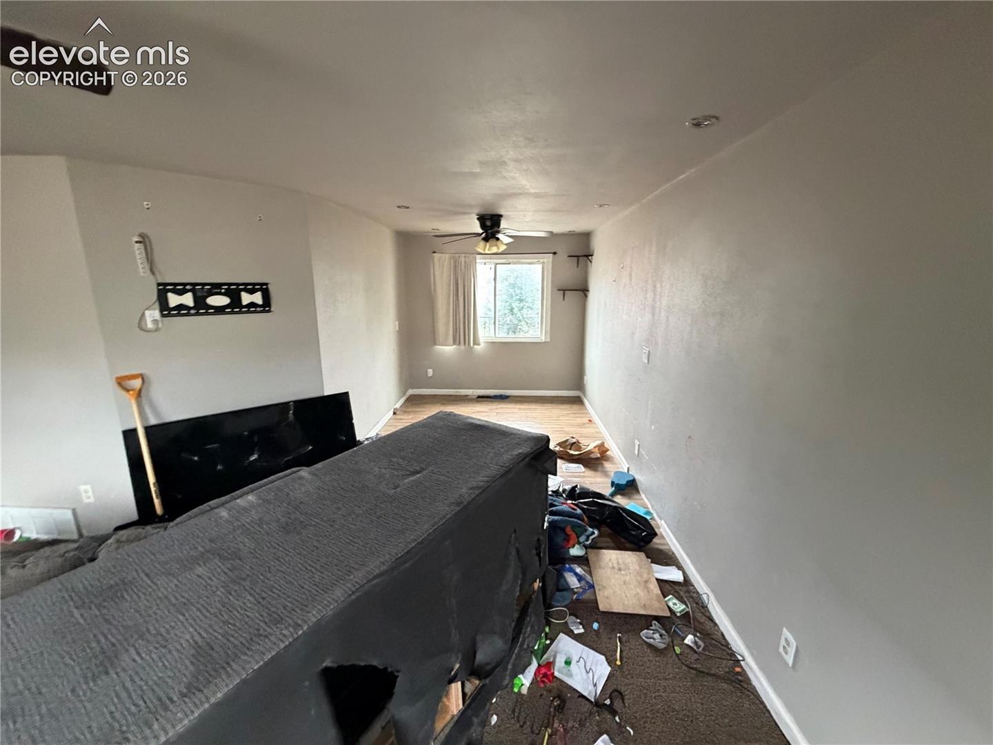 Photo 6 of 915 Crandall Drive, Colorado Springs