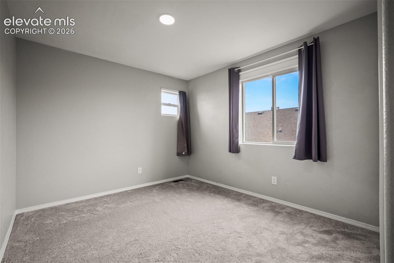 7242 Lewis Clark Trail
