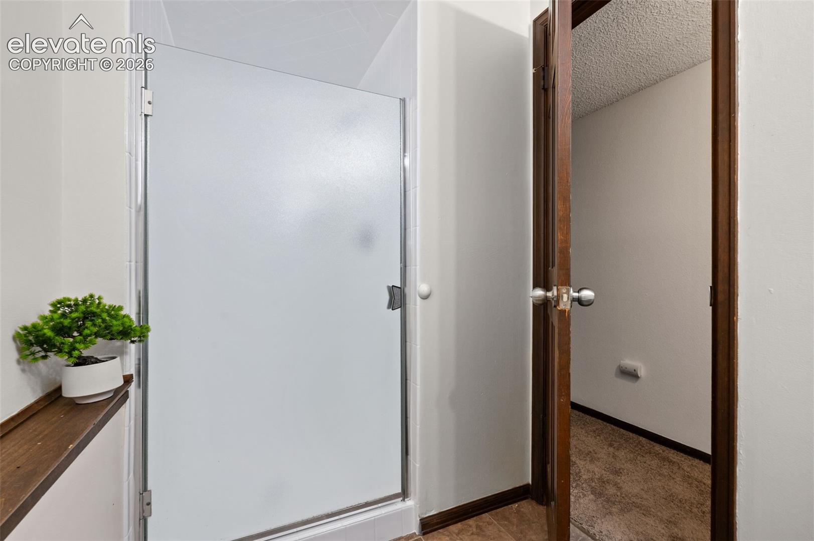 Garden Level 3/4 Bathroom