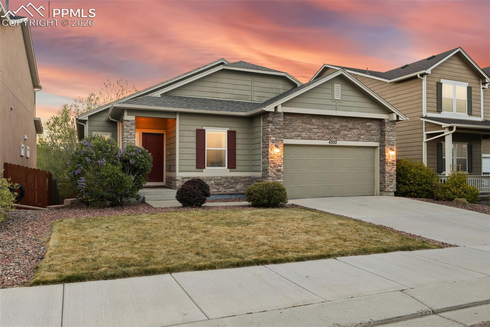 4352 Canteen Trl, Colorado Springs, CO 80922