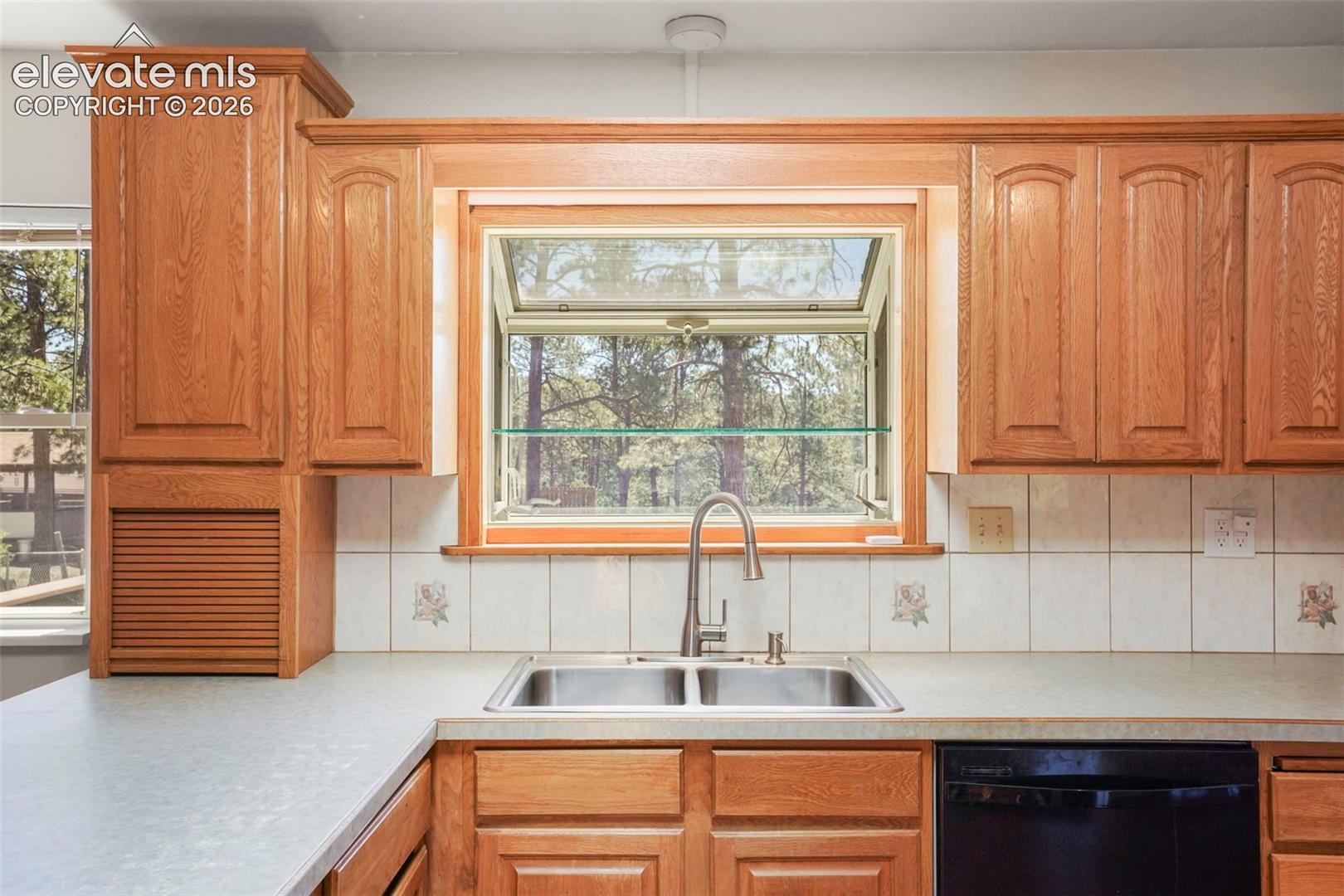 Photo 12 of 4465 Leprechaun Lane, Colorado Springs