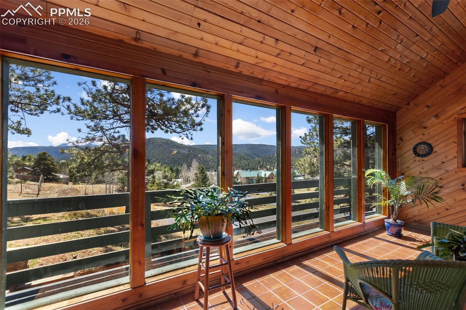 Photo 11 of 200 Sun Ridge Court, Woodland Park