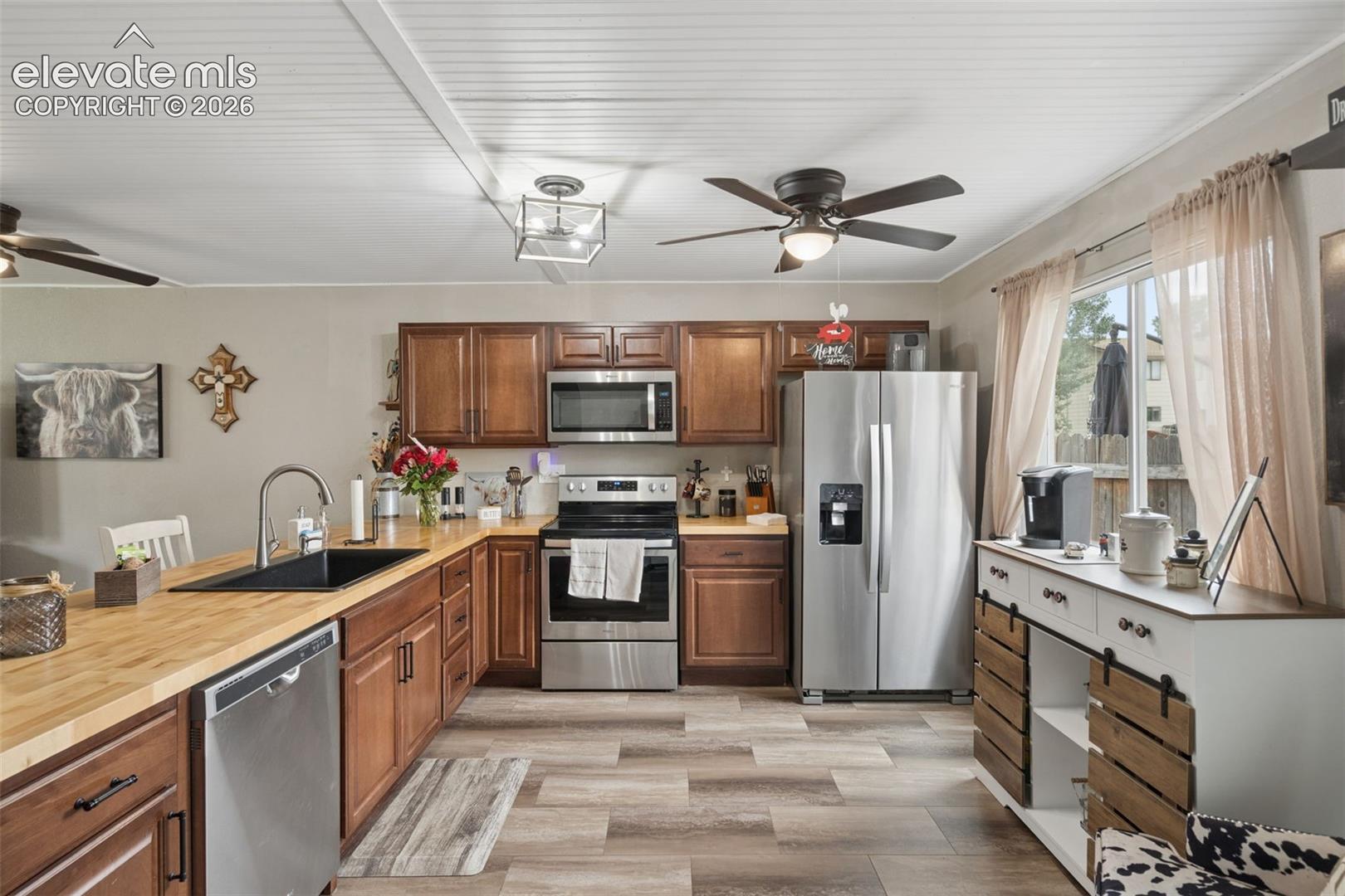 Photo 17 of 1874 Lanka Lane, Colorado Springs