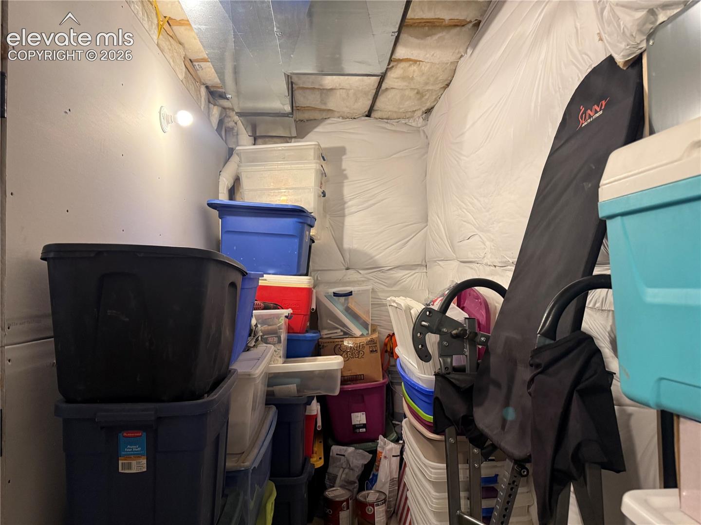 extra storage room on the back of the garage