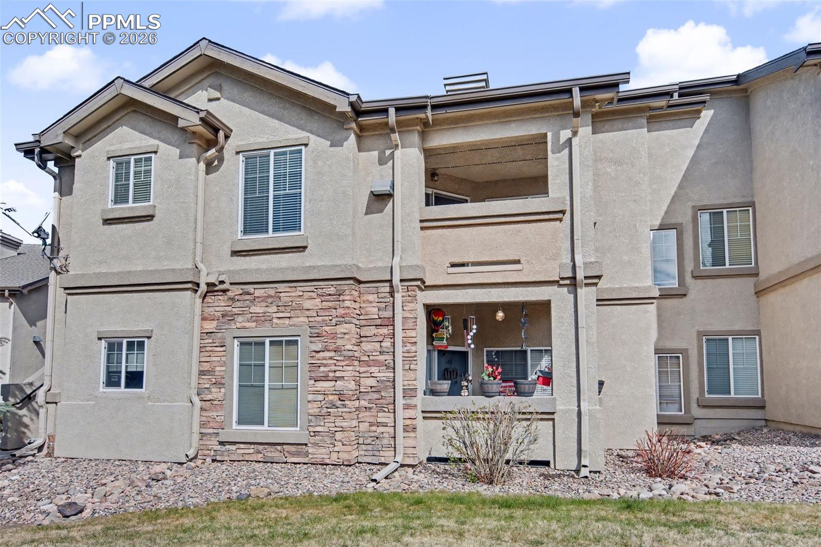 Featured Listings Featured Listings