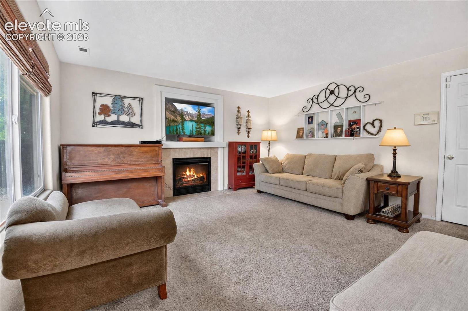 Photo 9 of 3347 Heather Glen Drive, Colorado Springs