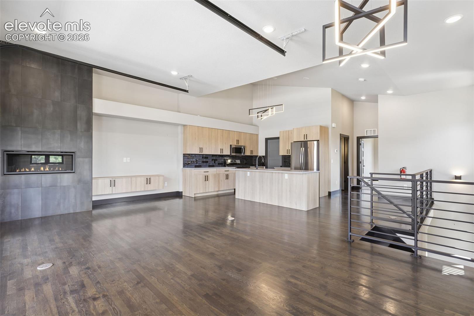 Open Spaces that Compliment