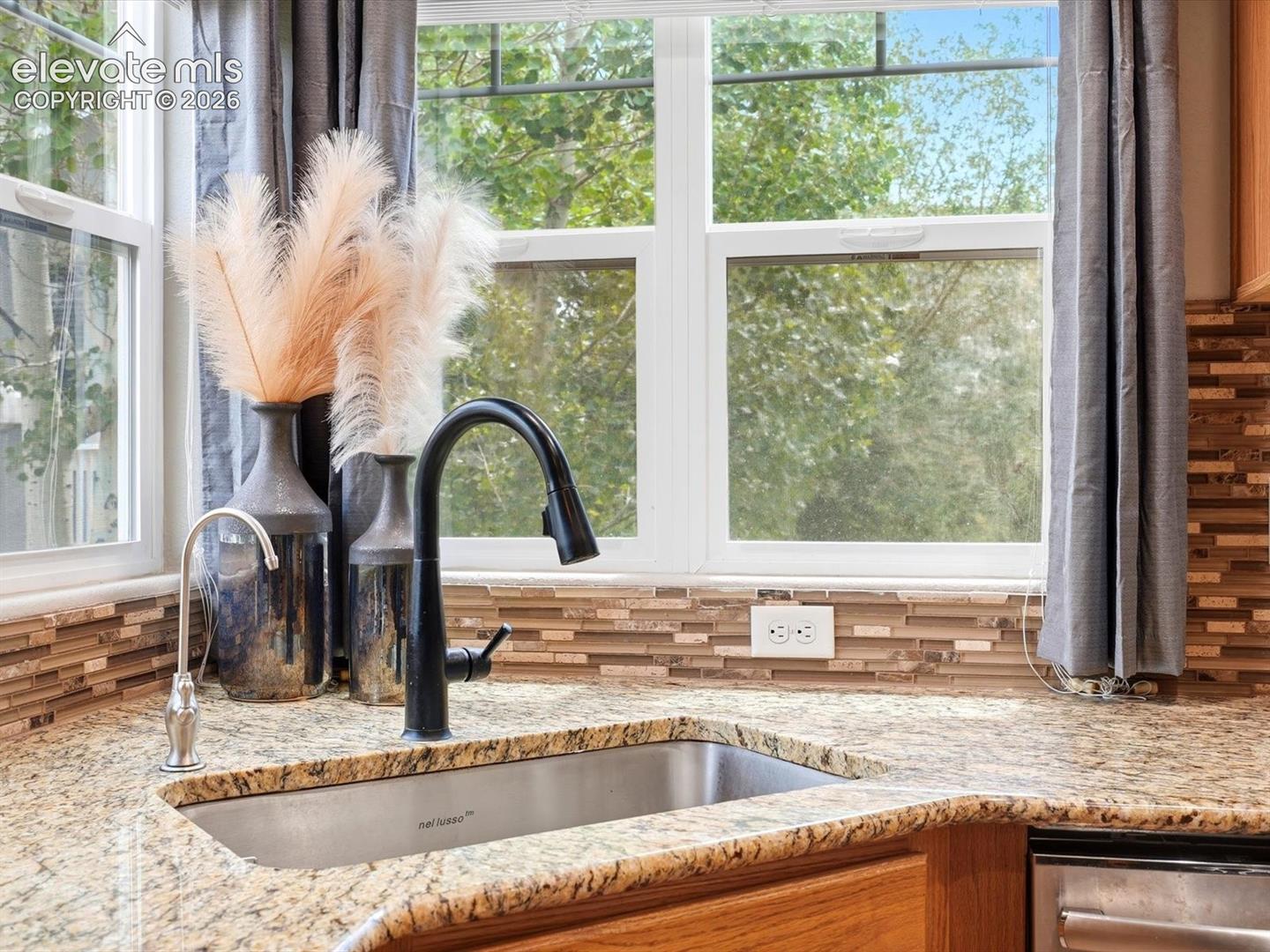 Photo 9 of 9959 Rose Leaf Court, Colorado Springs