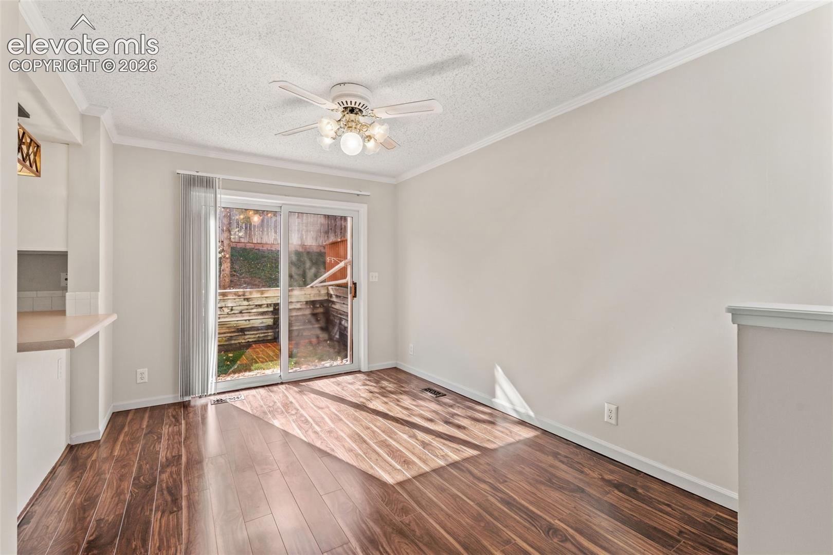 Photo 9 of 3211 Hearthridge Circle, Colorado Springs