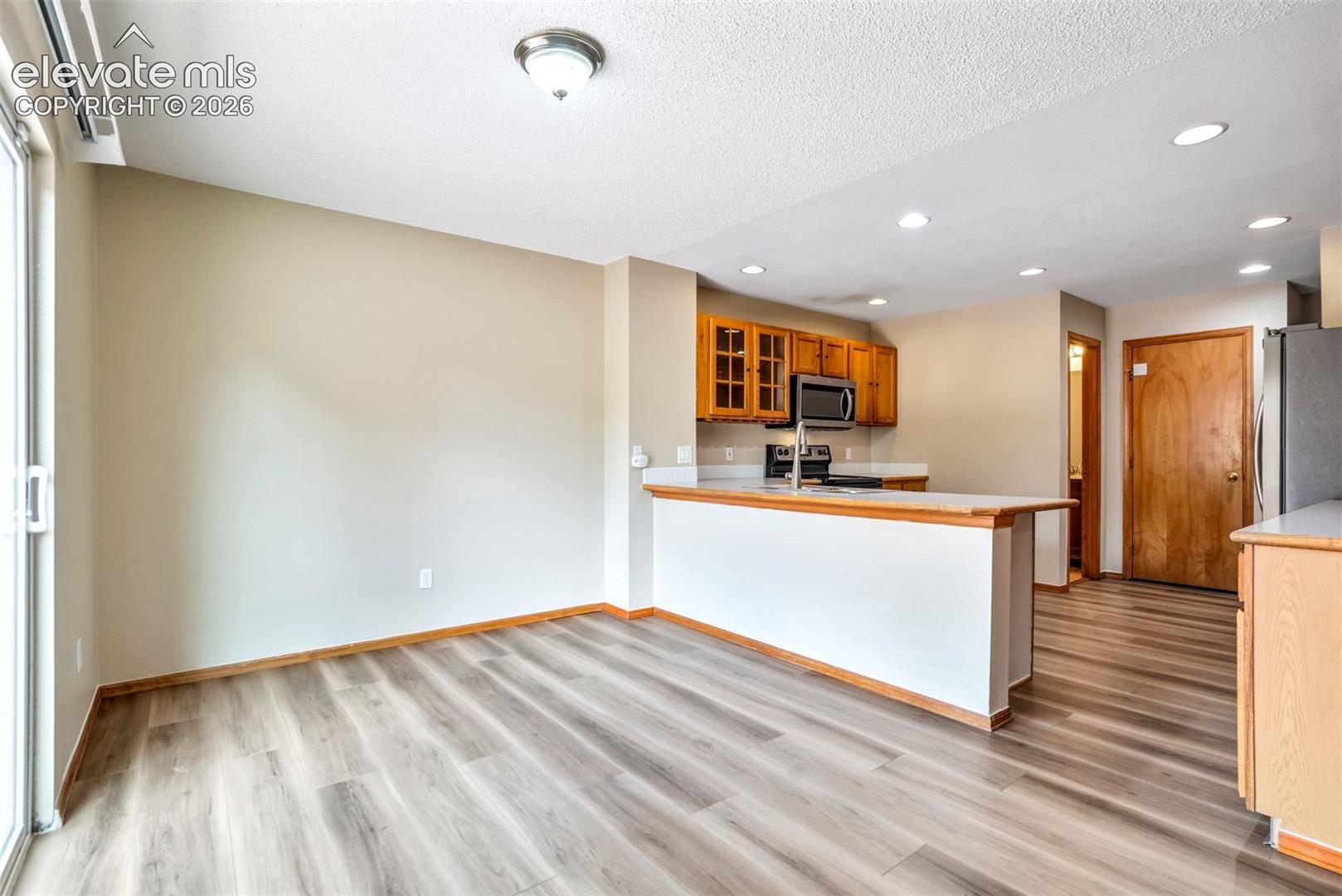Photo 9 of 5979 Desoto Drive, Colorado Springs